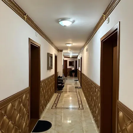 Sweet Homes * Slăntjev Brjag